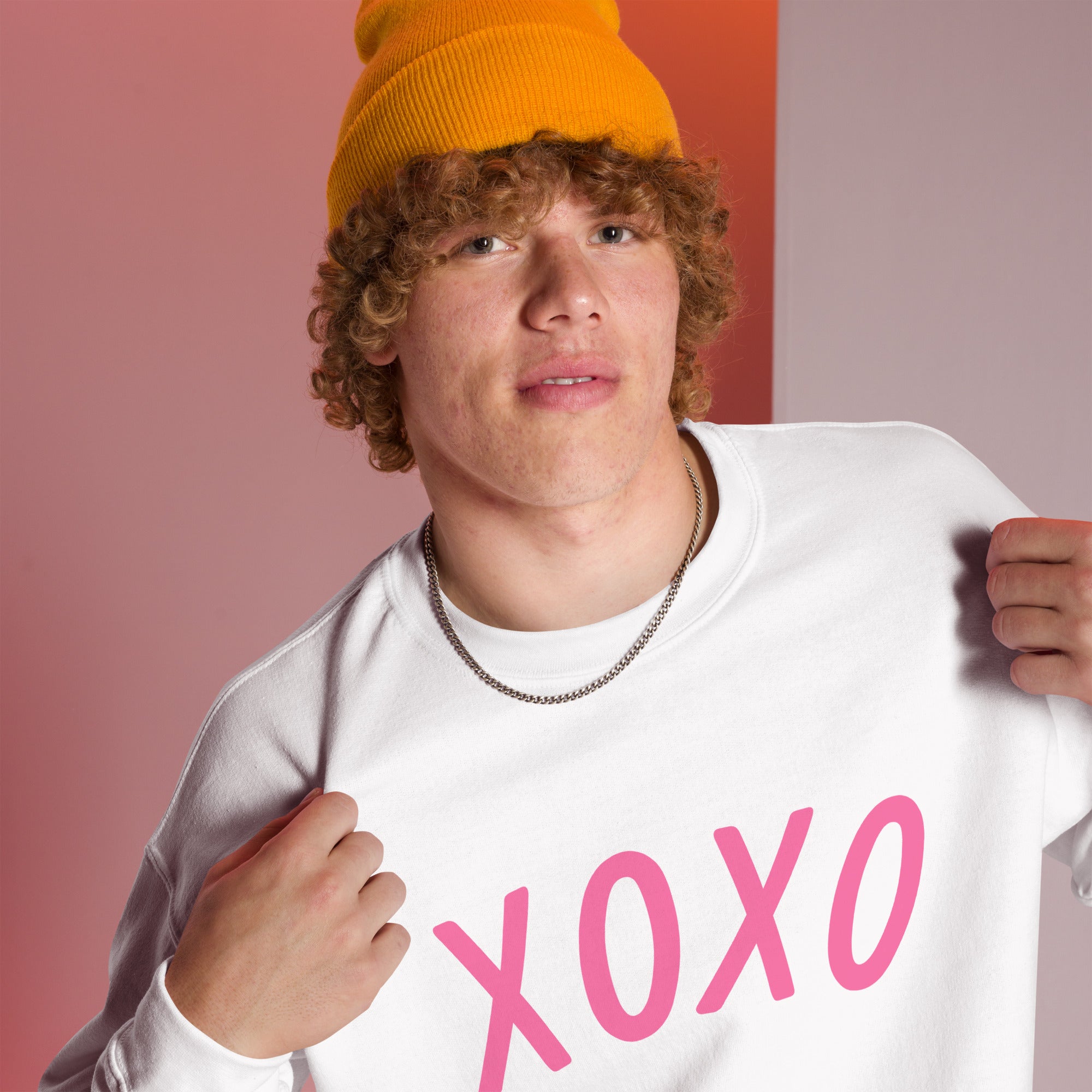 Preppy XOXO Crewneck Sweatshirt in Pink, White & Black